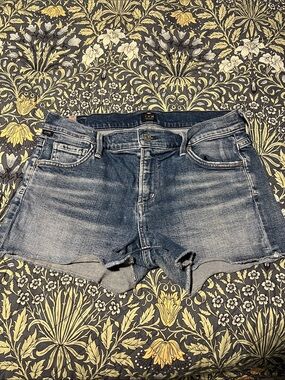 Citizens of Humanity denim cutoff shorts 
sz 27
